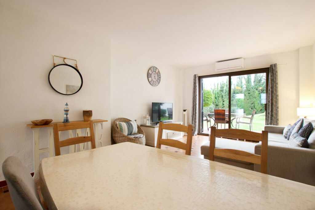 Ground Floor Apartment Riviera del Sol Málaga - image 8