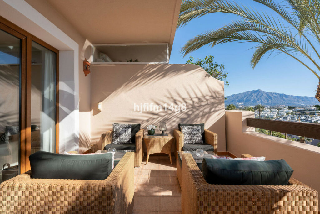 Penthouse Duplex Estepona Málaga - image 9