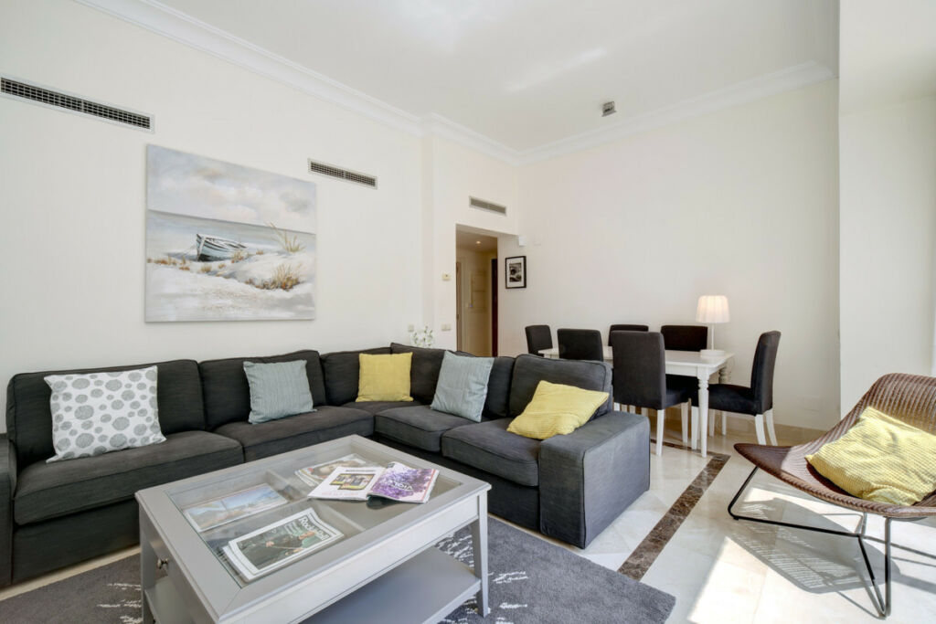 Ground Floor Apartment Estepona Málaga - image 8