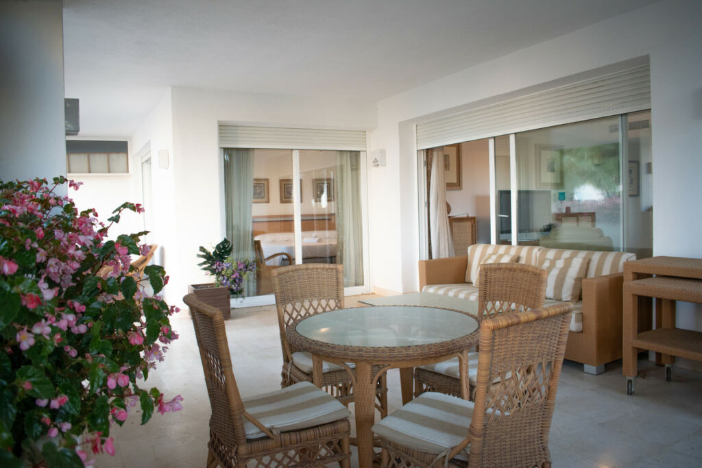 Ground Floor Apartment Río Real Málaga - image 8