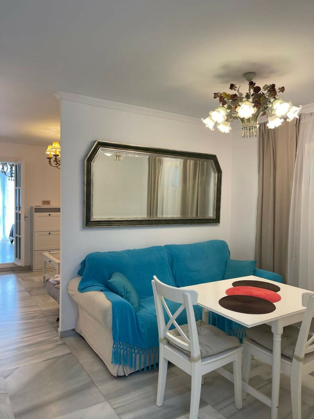 Middle Floor Apartment Puerto Banús Málaga - image 7