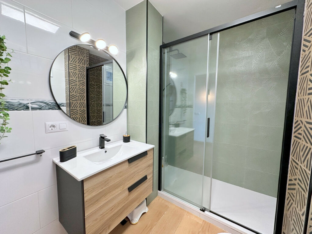 Middle Floor Studio Estepona Málaga - image 7