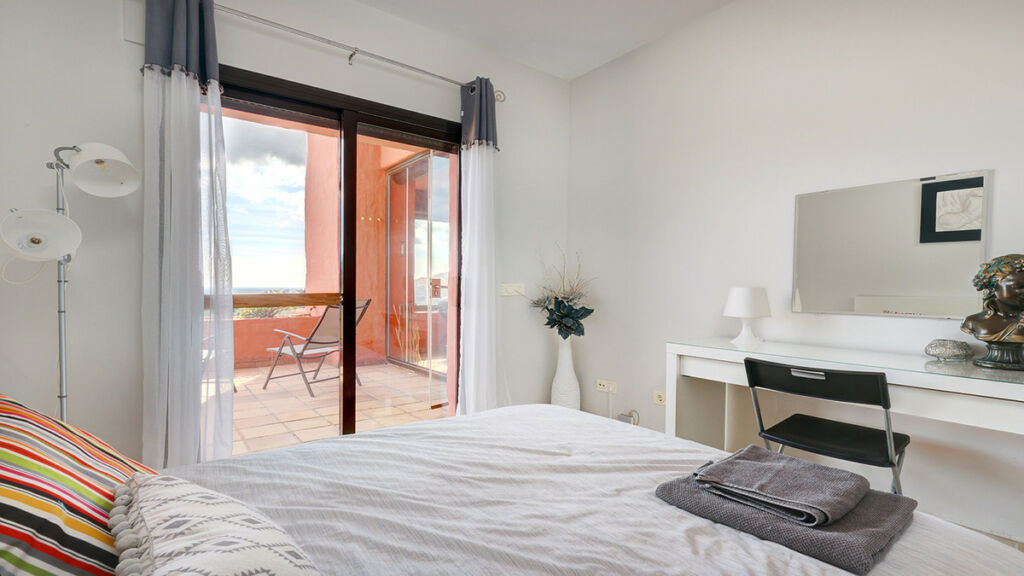 Ground Floor Apartment San Luis de Sabinillas Málaga - image 8