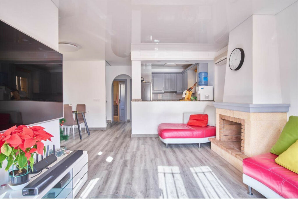 Detached Villa Los Montesinos Alicante - image 8