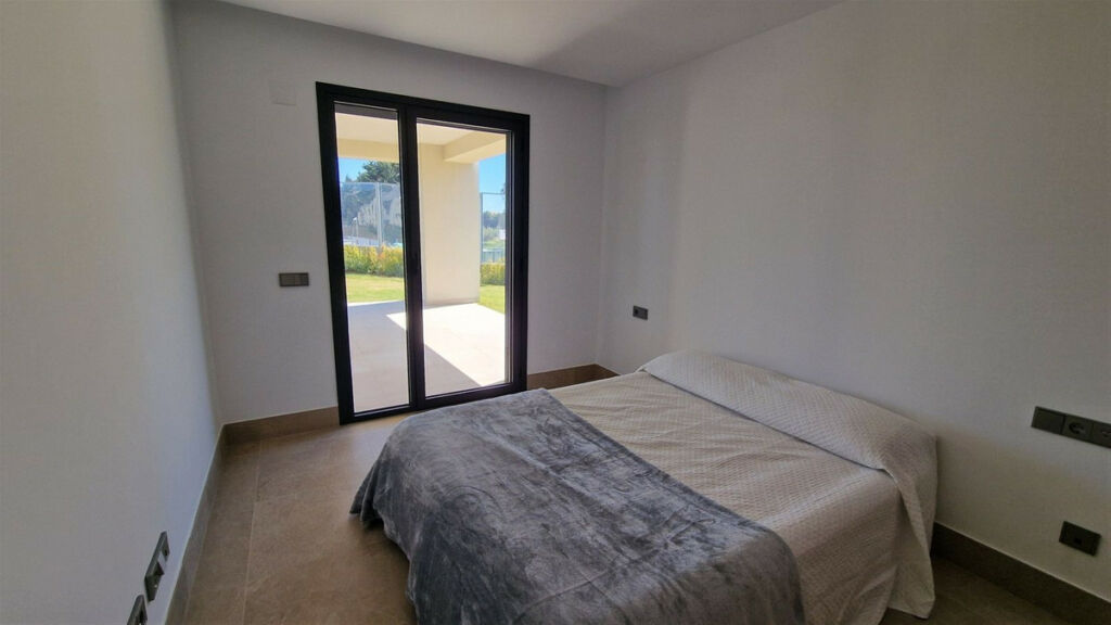 Ground Floor Apartment Casares Playa Málaga - image 8