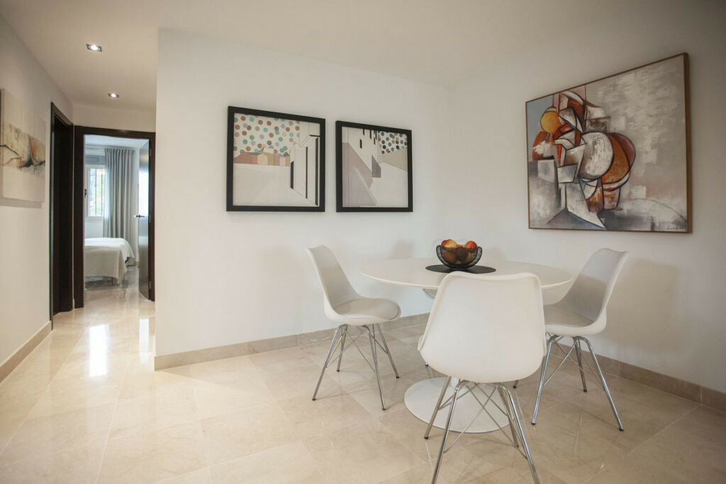 Ground Floor Apartment La Mairena Málaga - image 7
