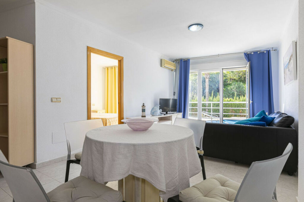 Ground Floor Apartment Calahonda Málaga - image 8