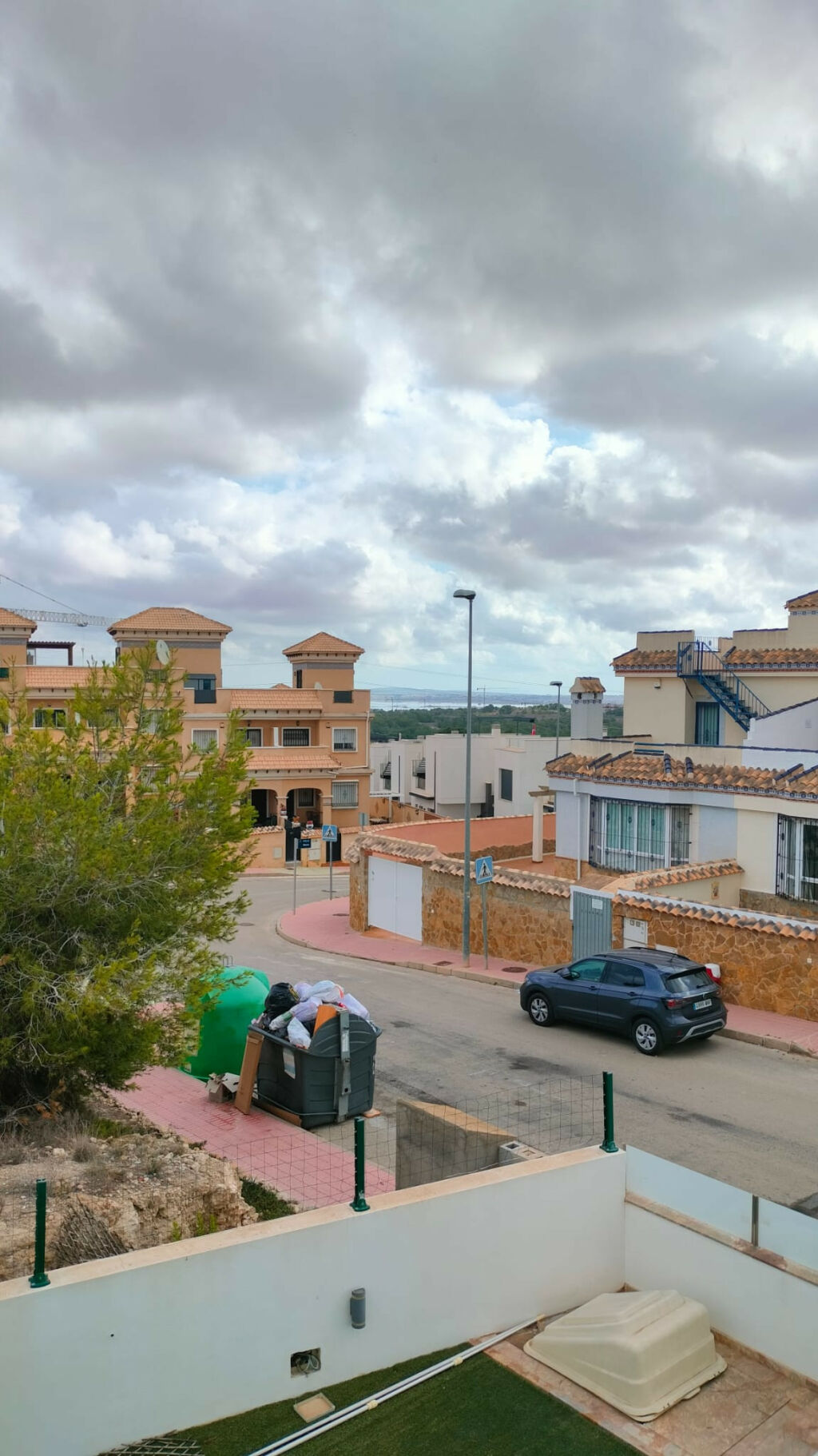 Townhouse Villamartin Alicante - image 8