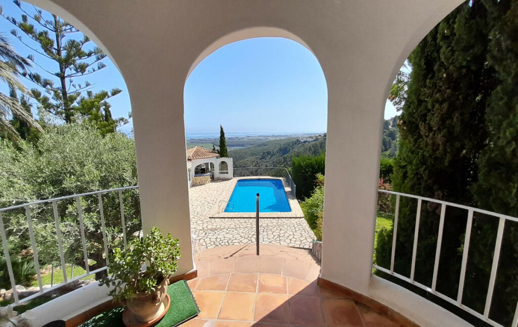 Detached Villa Denia Alicante - image 8