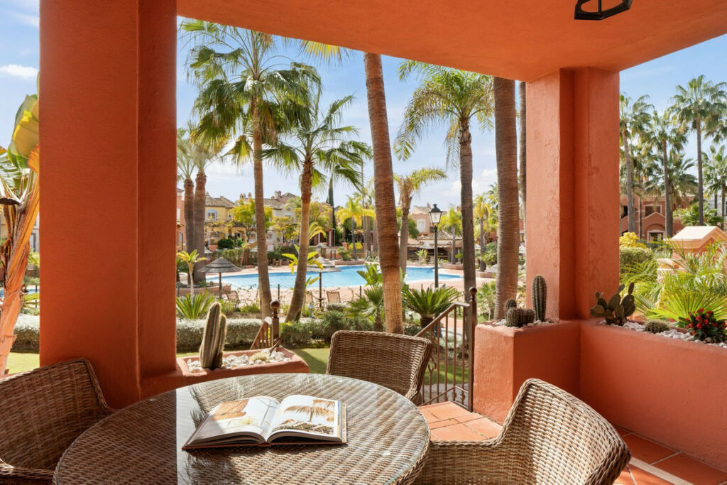 Ground Floor Apartment Puerto Banús Málaga - image 8