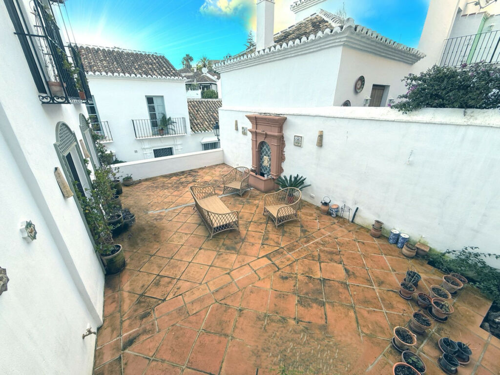Semi-Detached House Marbella Málaga - image 8