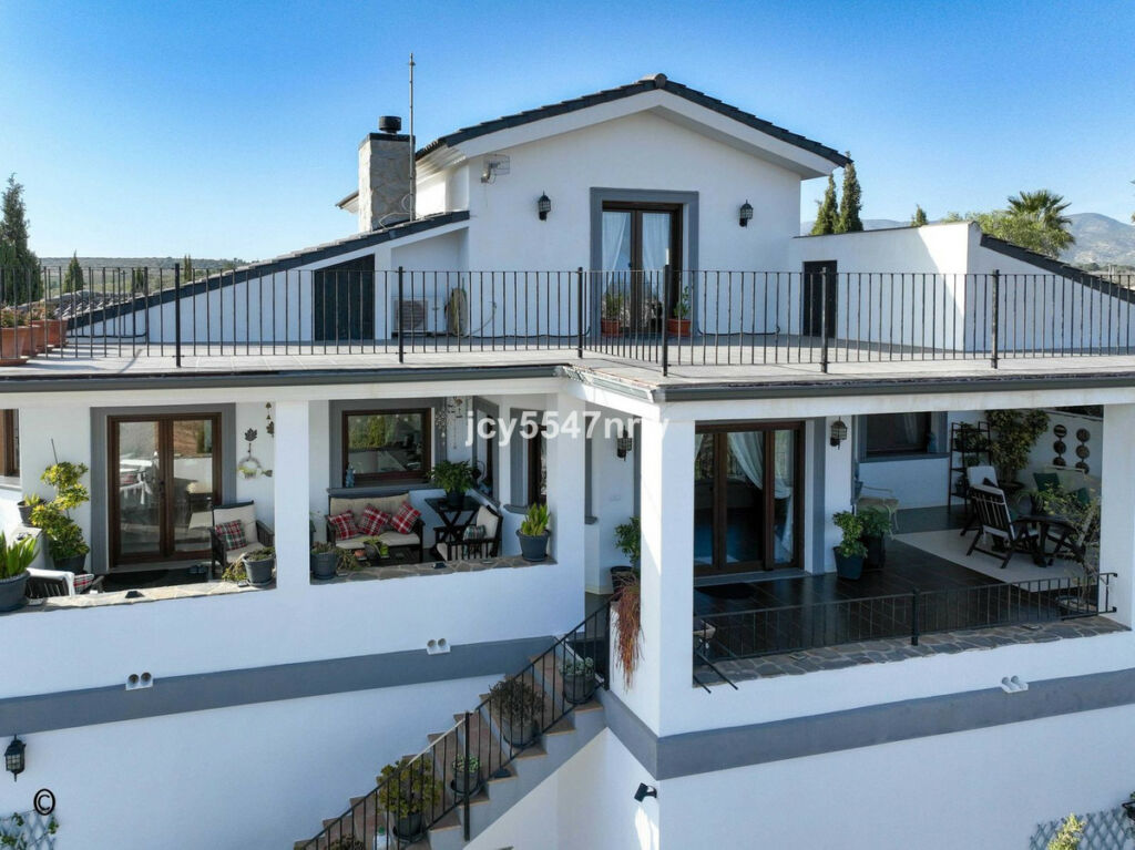 Detached Villa Pinoso Alicante - image 88