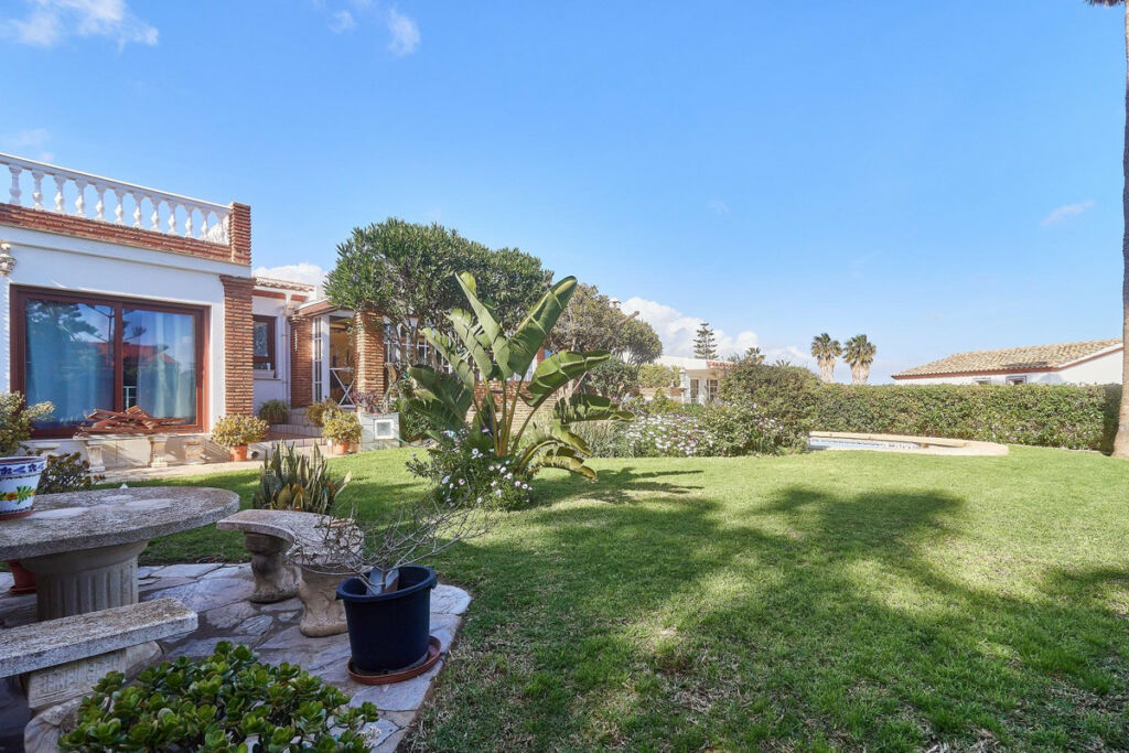 Detached Villa Mijas Málaga - image 9
