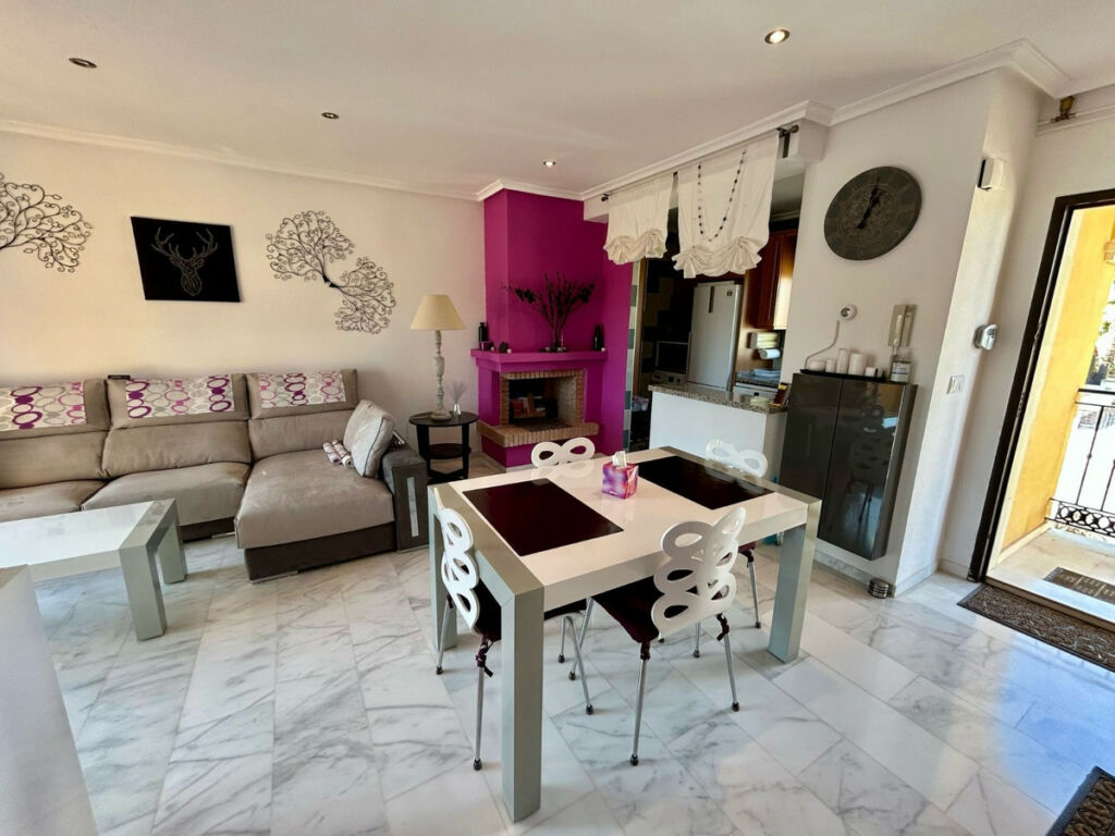 Top Floor Apartment Algorfa Alicante - image 9