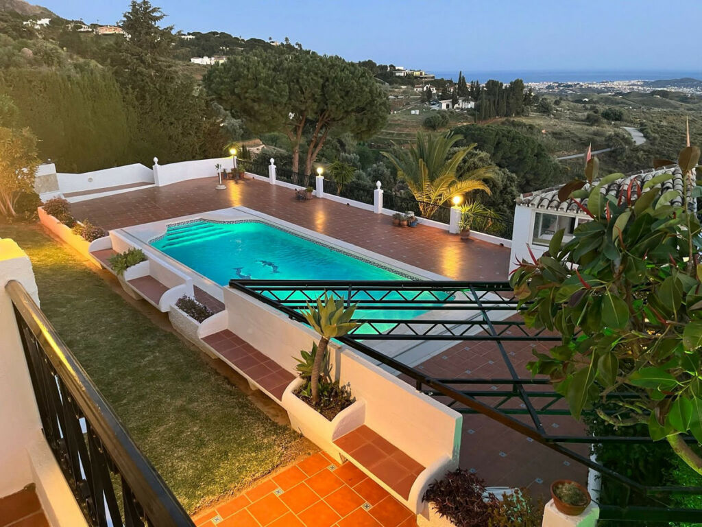 Detached Villa Mijas Málaga - image 6