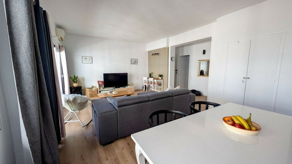 Middle Floor Apartment Calpe Alicante - image 6