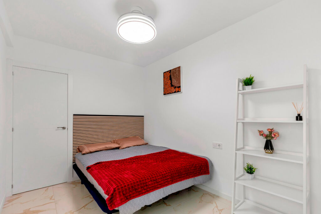 Middle Floor Apartment La Mata Alicante - image 9