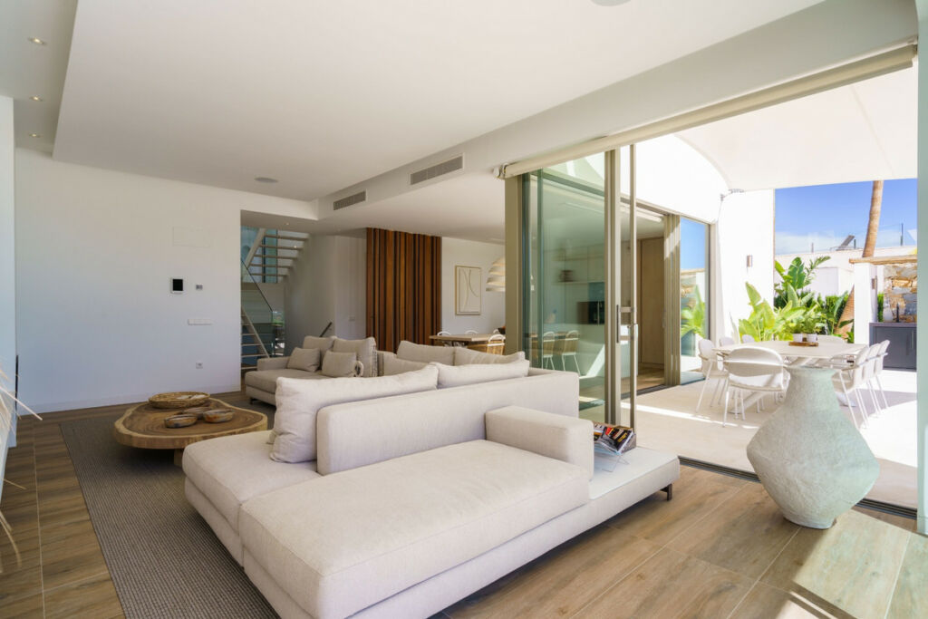 Detached Villa Las Colinas Golf Alicante - image 9