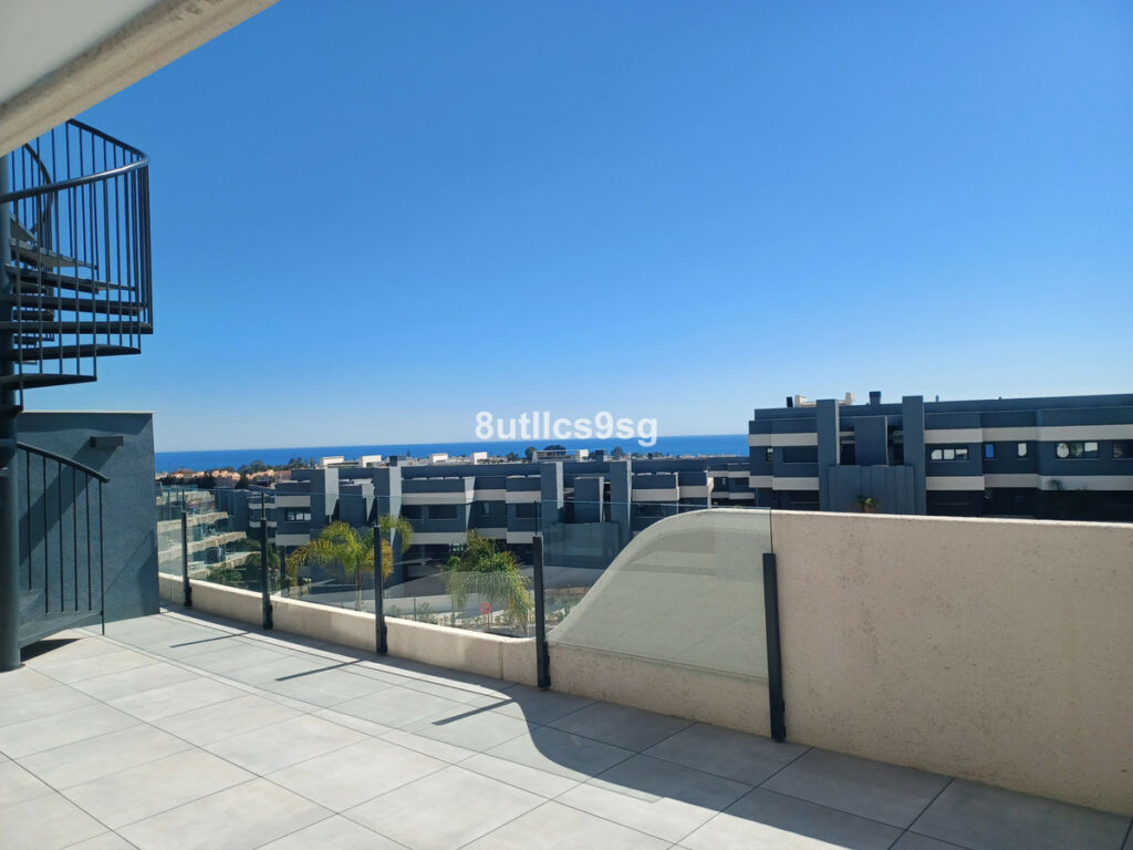 Penthouse Estepona Málaga - image 9