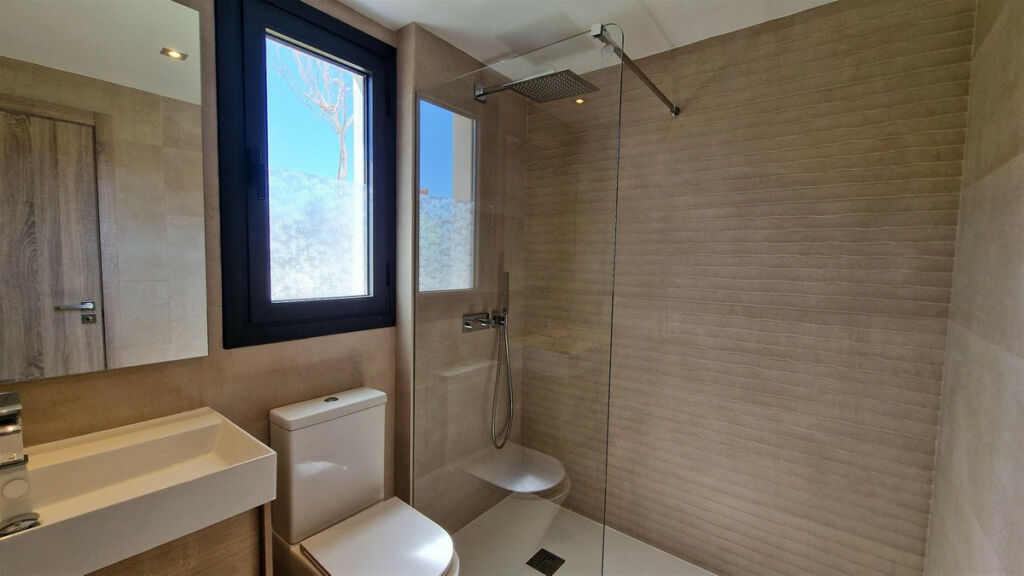 Ground Floor Apartment Casares Playa Málaga - image 9