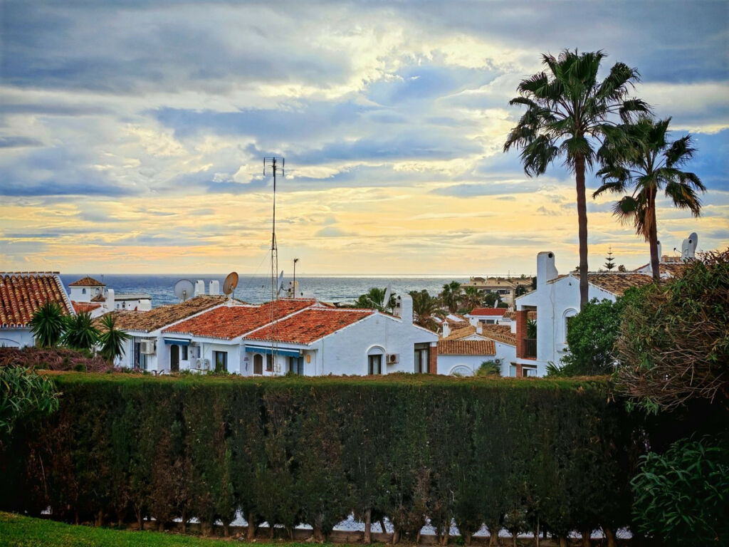 Ground Floor Apartment Riviera del Sol Málaga - image 9