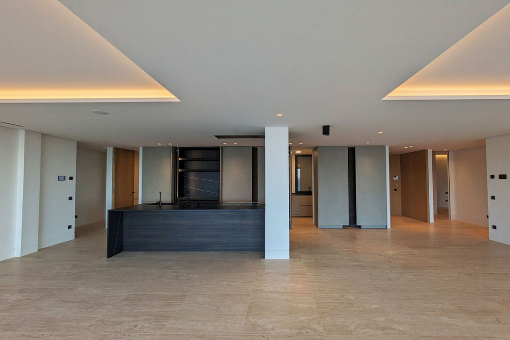 Middle Floor Apartment Estepona Málaga - image 9