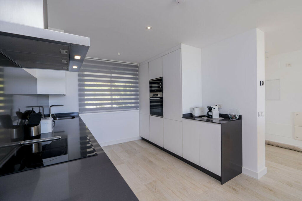 Ground Floor Apartment Estepona Málaga - image 9
