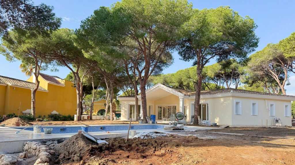 Detached Villa Las Chapas Málaga - image 9