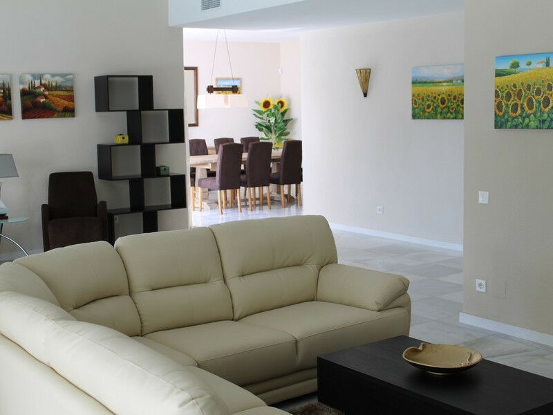 Detached Villa Puerto Banús Málaga - image 9