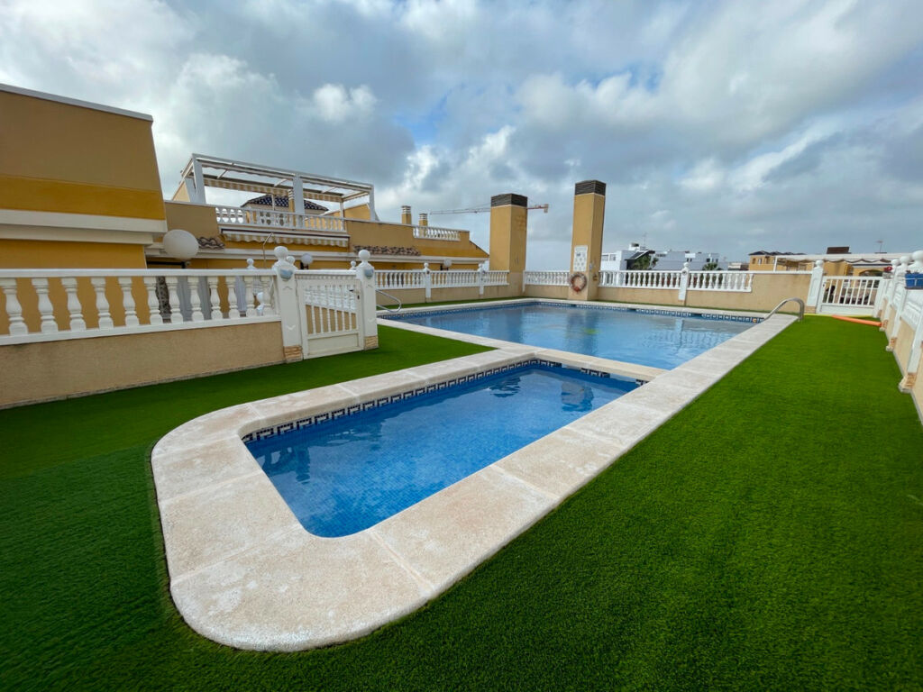 Penthouse Duplex Benijofar Alicante - image 9