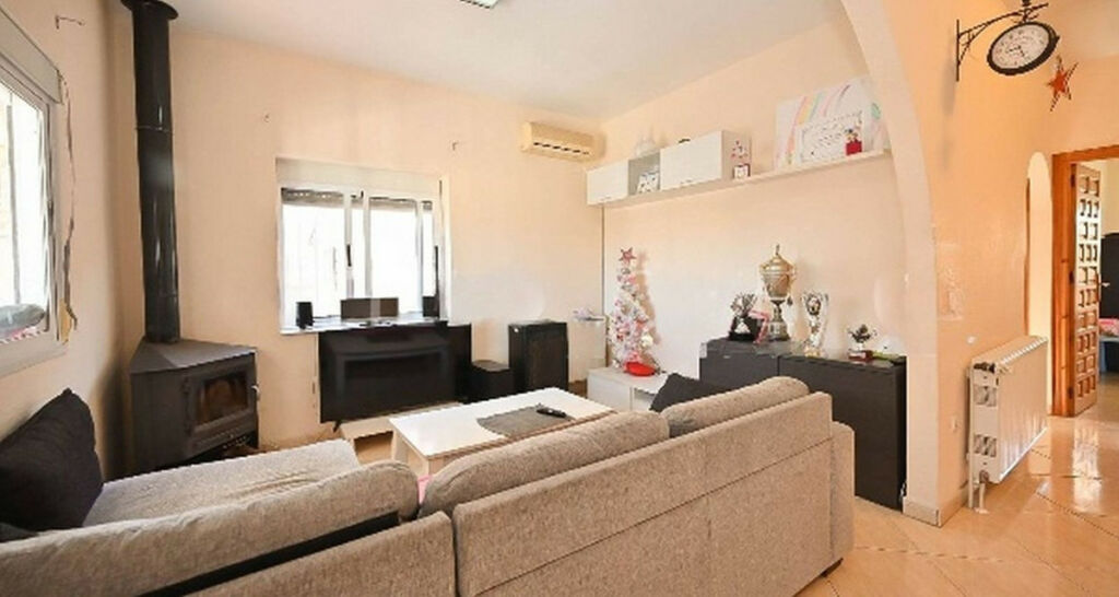 Detached Villa Los Balcones Alicante - image 9
