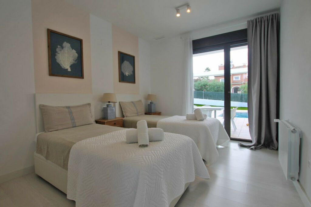 Detached Villa Javea Alicante - image 9