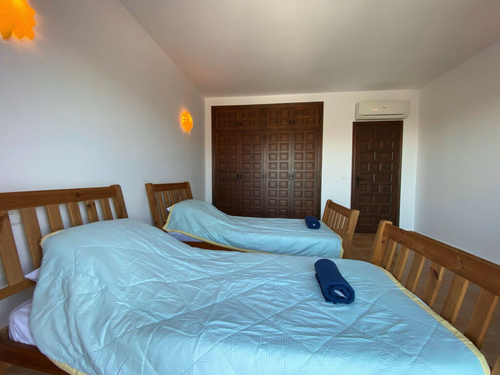 Detached Villa Lliber Alicante - image 9