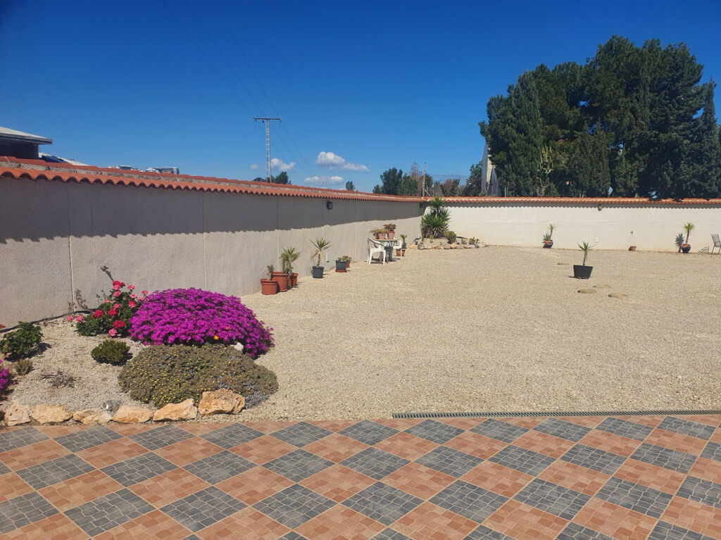 Detached Villa Algorfa Alicante - image 9