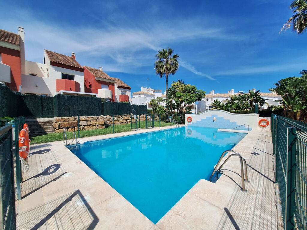 Townhouse Estepona Málaga - image 24