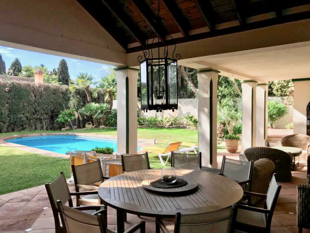Detached Villa Guadalmina Baja Málaga