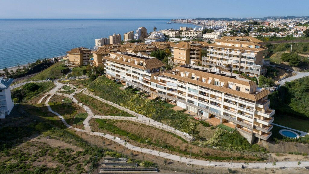 Middle Floor Apartment Carvajal Málaga