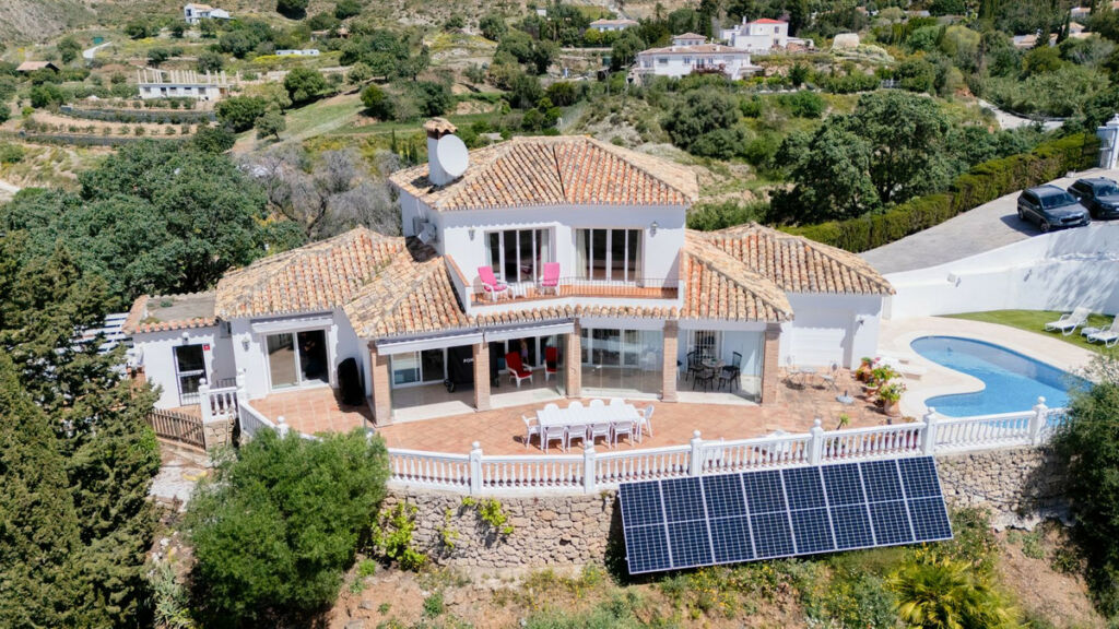 Detached Villa Mijas Málaga - image 5