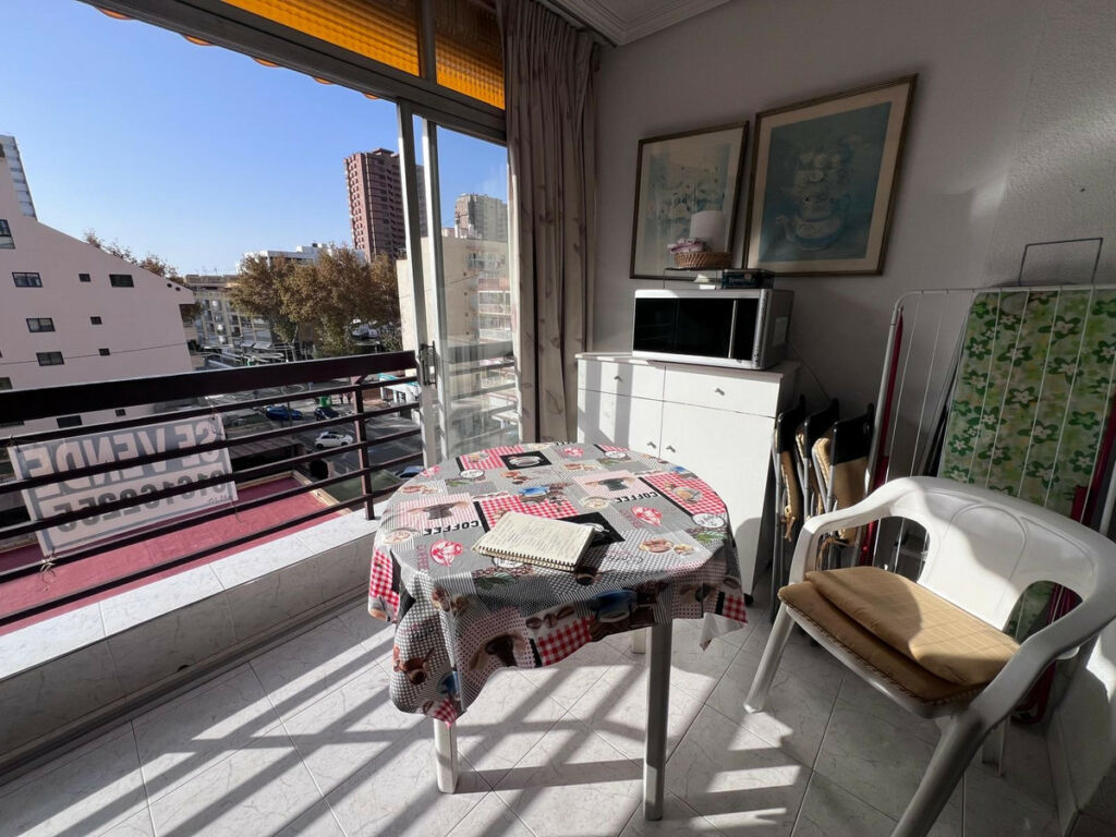 Middle Floor Apartment Benidorm Alicante
