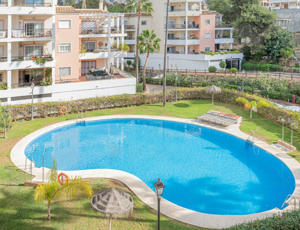Ground Floor Apartment Nueva Andalucía Málaga - image 15