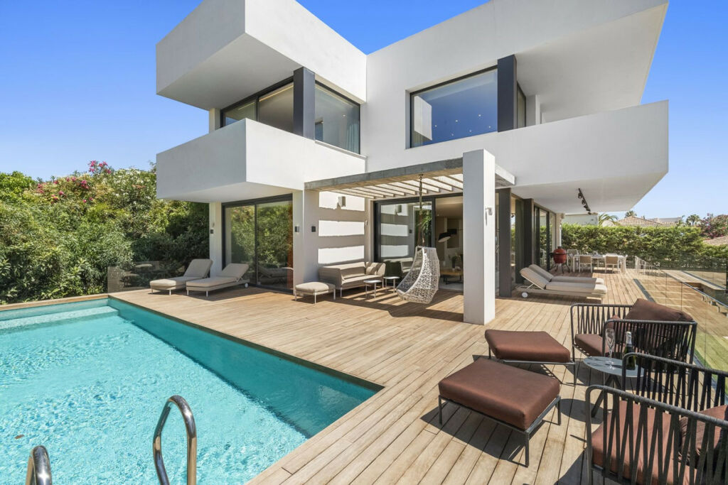 Detached Villa Costabella Málaga