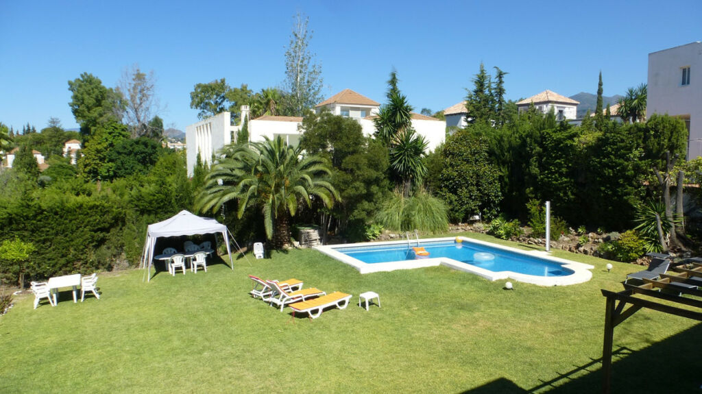 Detached Villa Nueva Andalucía Málaga