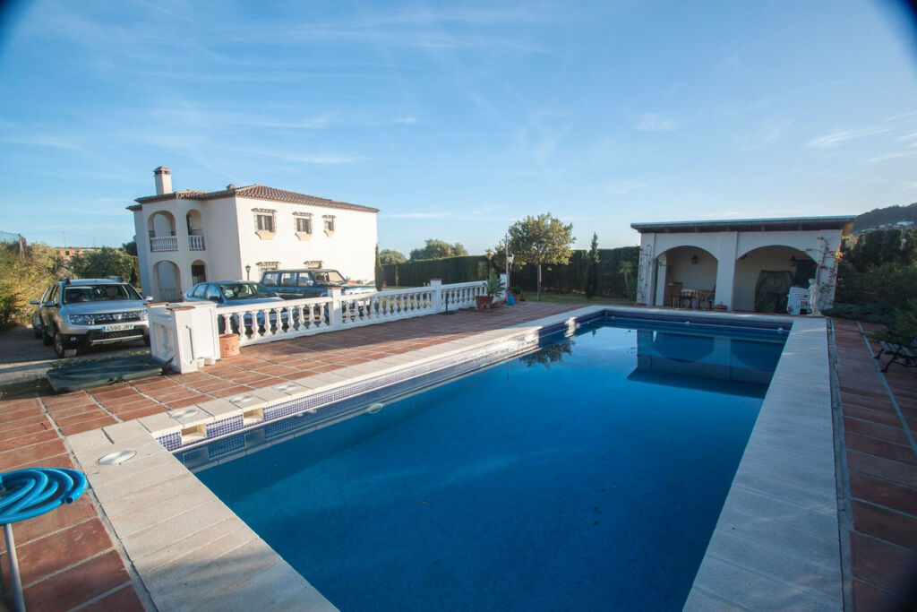 Finca - Cortijo Estepona Málaga - image 2