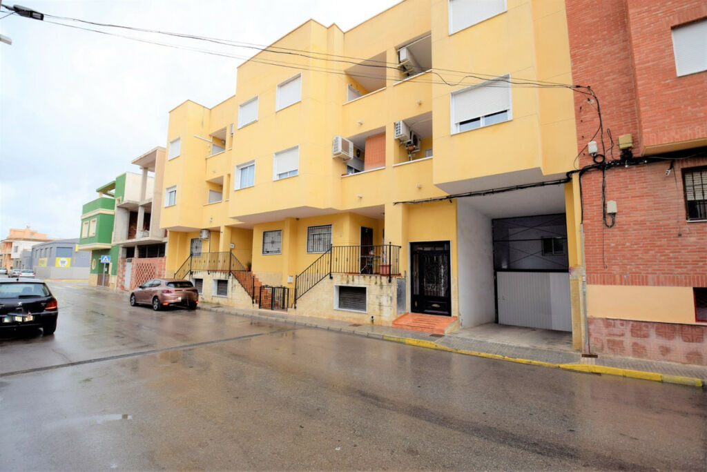 Middle Floor Apartment Catral Alicante