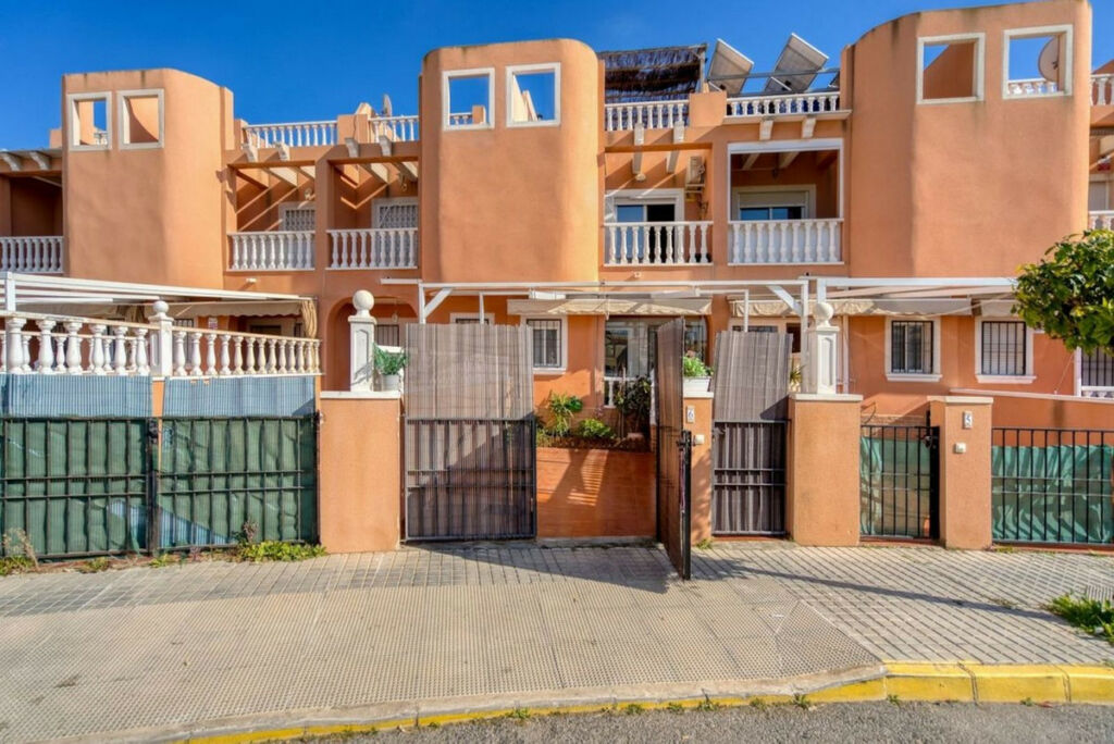 Townhouse Torrevieja Alicante