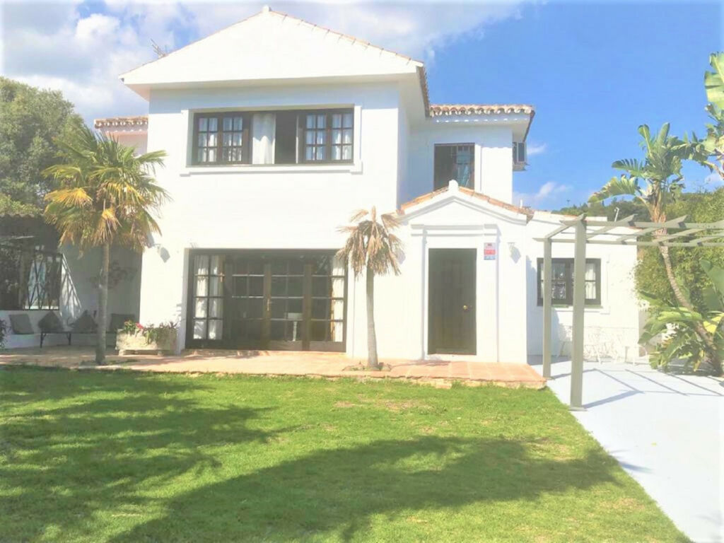 Detached Villa Estepona Málaga