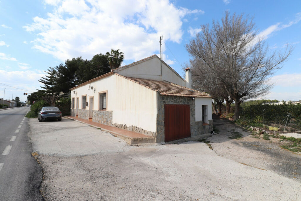Detached Villa Heredades Alicante - image 2