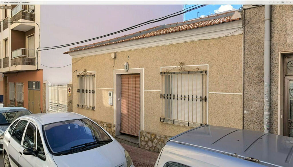 Middle Floor Apartment Torrevieja Alicante