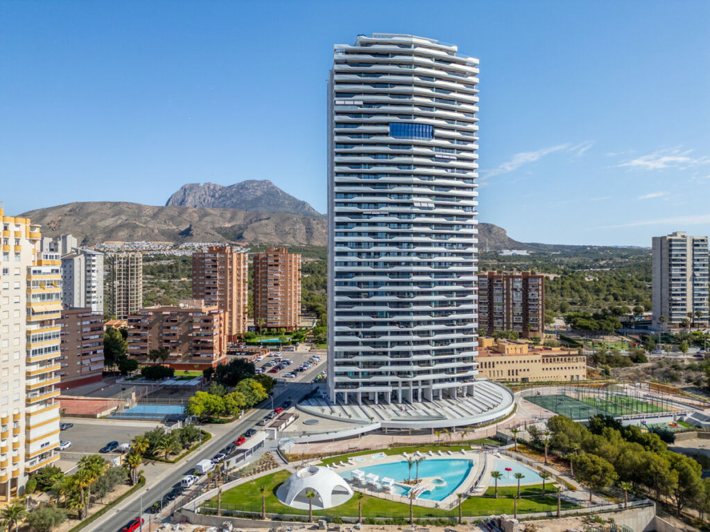 Middle Floor Apartment Benidorm Alicante