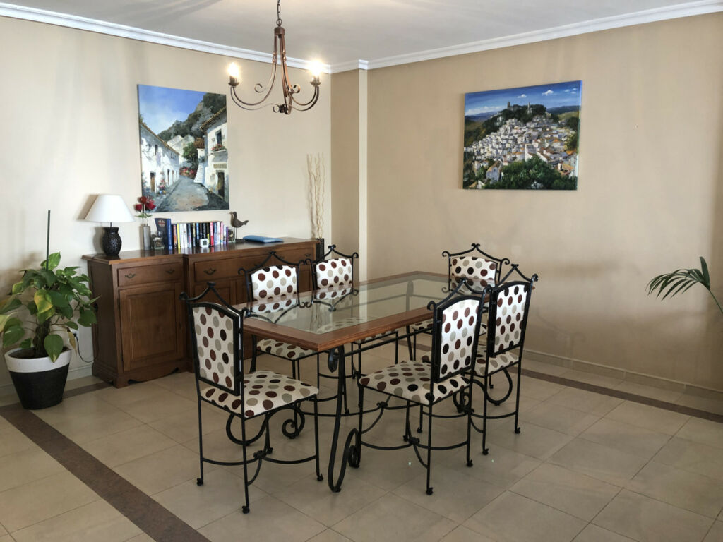 Ground Floor Apartment Nueva Andalucía Málaga - image 10